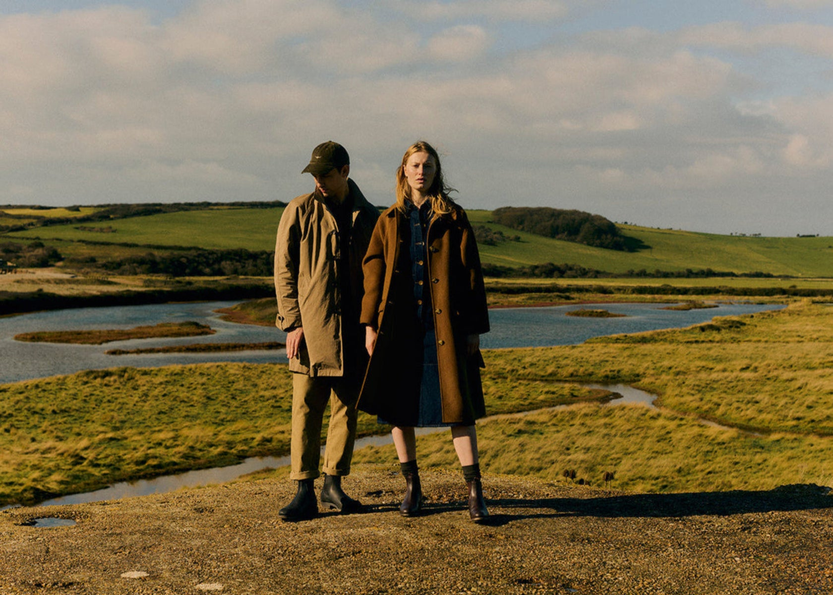 R.M William | Chelsea Boots