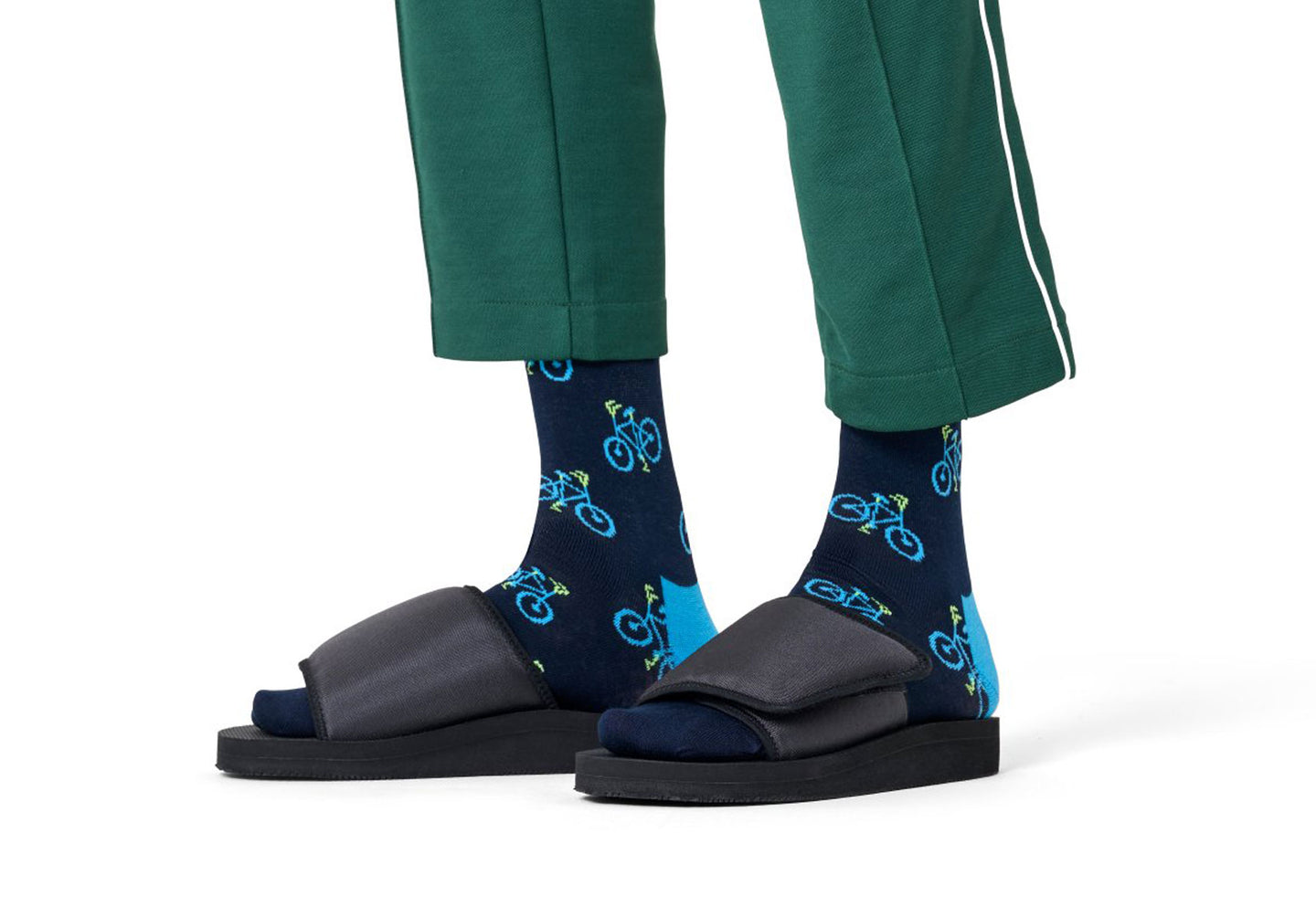 Mens-Happy-Socks-Bike-Sock-Accessories-P000842-Navy-1