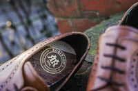 mens-robinson-wilde-shoes-4195GW20-brown-hand-painted-lifestyle2